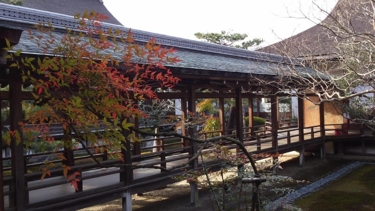 Kyoto Yadomachi Kamishichiken Villa Exterior photo